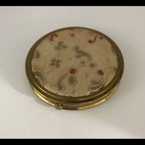 Rex 5th Avenue vintage compact